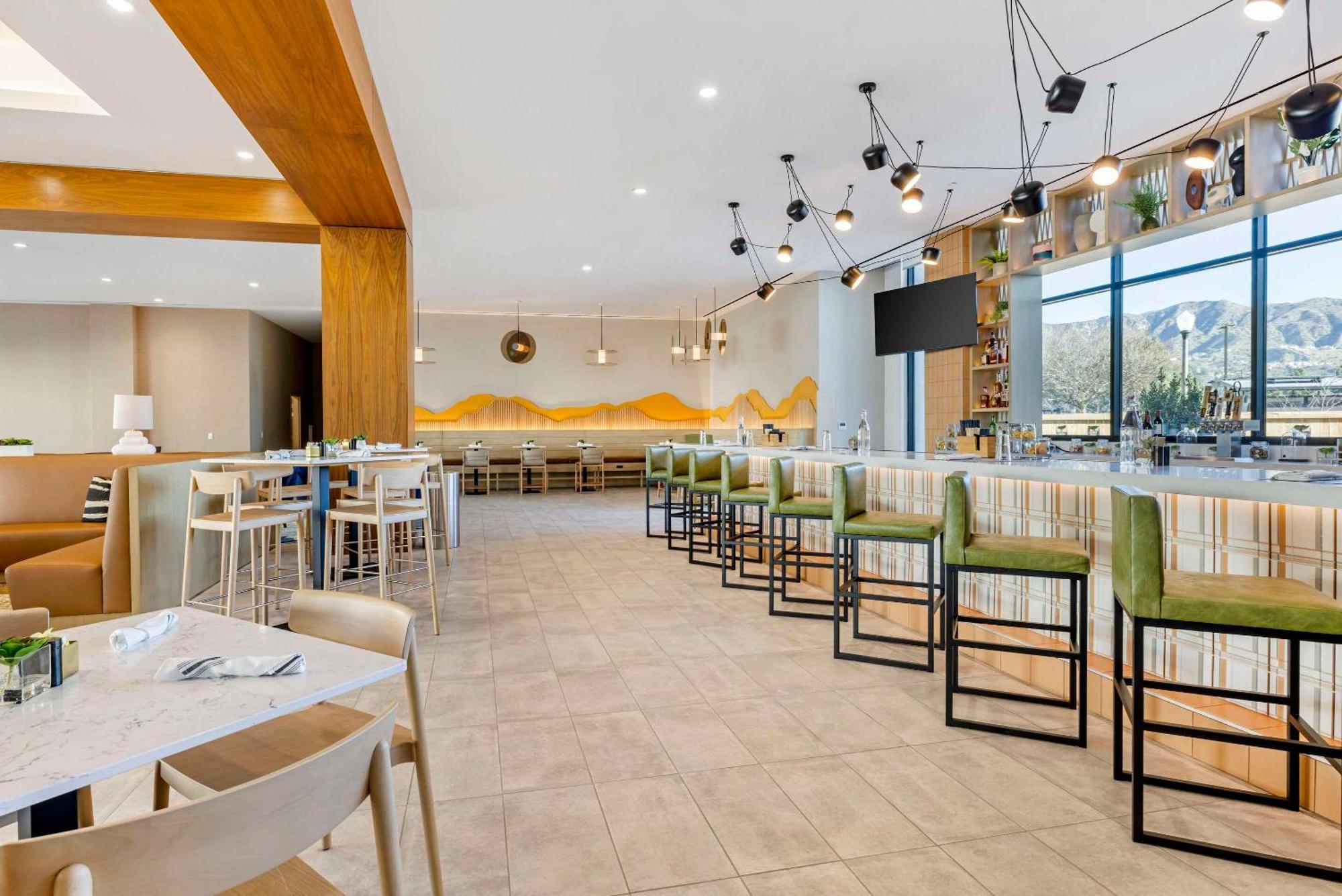 Cambria Hotel Burbank Airport 외부 사진